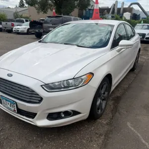 2016 Ford Fusion - White