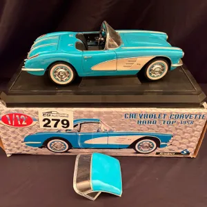 1958 CHEVROLET HARDTOP CORVETTE DIECAST