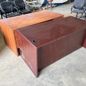 Quantity of (2) 5 ft 6 in x 2 ft 6 in Desk