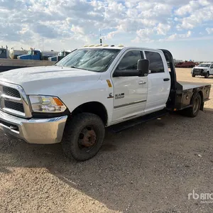 2013 Ram 3500 4x4 Crew Cab Flatbed Truck