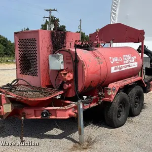 2002 Crafco Magnum pothole patcher