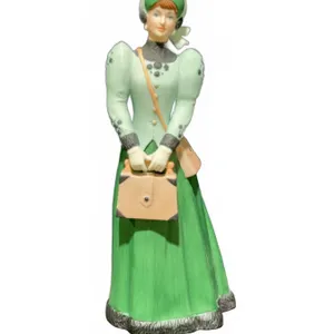 Avon 2017 Mrs. P.F.E. Albee Figurine President's Award
