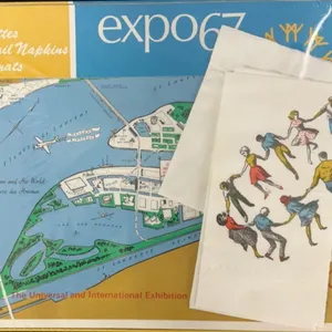 Dennison Expo 67 Terre des Hommes Kit: 15 Serviettes, 12 Cocktail Napkins, 12 Placemats