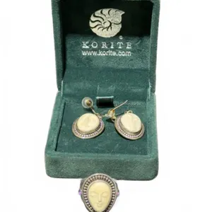 Korite Sterling Silver Face Motif Ring and Earring Set