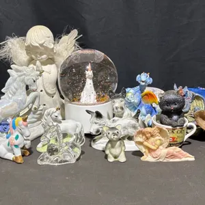 Figurines, Unicorns, Dragons, Cats, Dogs, Wind Chime