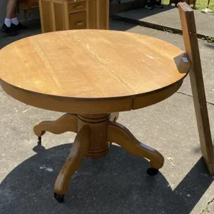 45" Center Pedestal Oak Dining Table