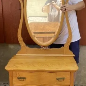 2 Drawer Lowboy Dresser