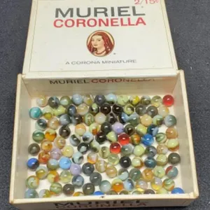 Box w/ Pee Wee Marbles