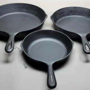 3 Iron Skillets inc/ Wopak