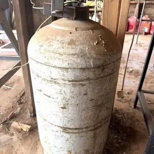 Propane Cylinder 32�