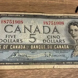 1954 Canada $5 Note.