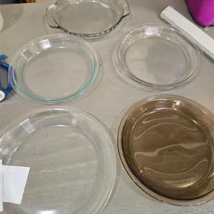 5 glass pie pans