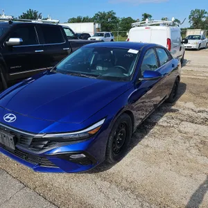 2024  Hyundai  ELANTRA