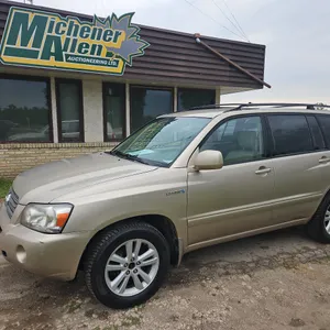 2006  Toyota  Highlander Hybrid  AWD 4dr SUV