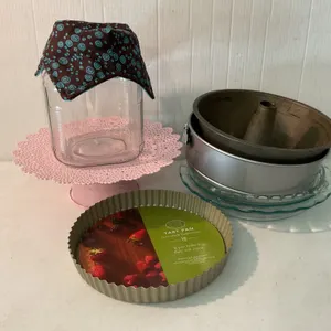 Baking and Kitchenware Including Tart Pan and Cake Accessories