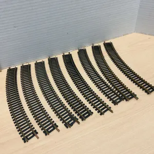 8 HO Scale Curved Model Train Tracks Including Atlas, Bachmann, and International Brands