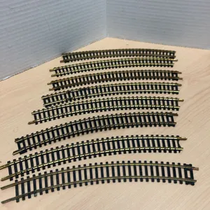 8 HO Scale Curved Track Sections by Garnet and Rivarossi, Made in Austria and Italy, R18 Radius