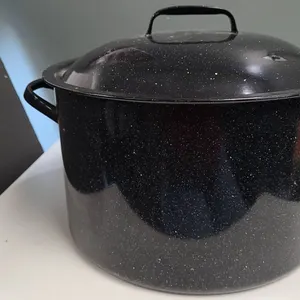 Black Speckled Enamelware Stock Pot With Handles and Lid, Classic Design, See Photos for Measurement