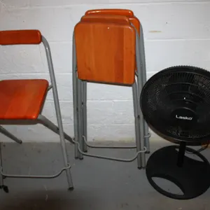 4 Folding Chairs and Lasko Fan