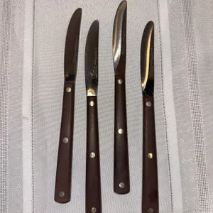 4 Cutco knives
