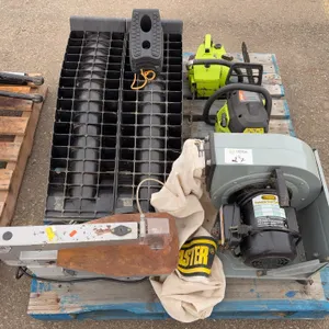 Trademaster Dust Collector, Scroll Saw & Poulan Chainsaw Lot