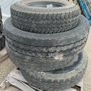 Truck Tire Lot Including LT235/85R16, 315/80R22.5, 11R22.5 Tubless (x2),  Tires