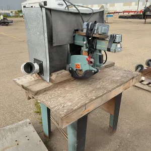 Black & Decker Industrial Radial Arm Saw with Dust Collection System