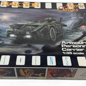 Aliens Armoured Personnel Carrier Model Kit, 1:35 Scale (Halcyon / Movie Classics, c. 1990s)