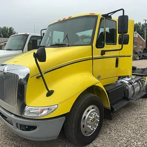 2016 International 8600 day cab