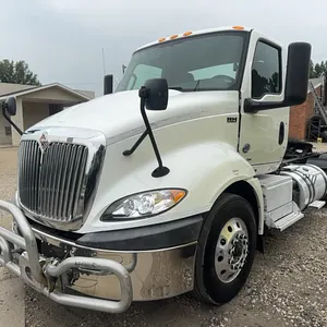 2020 International RH613 day cab