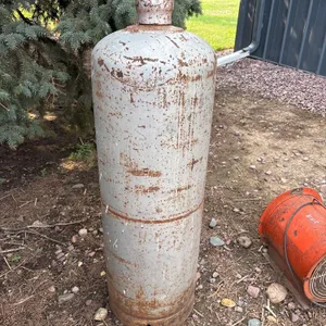 100# Propane Bottle