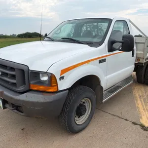 1999 Ford F-250 XL Super Duty Dually Pickup