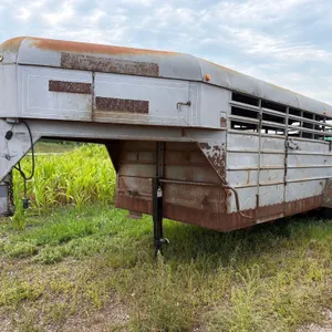 1975 Triggs 7ft x 20ft Gooseneck Livestock Trailer