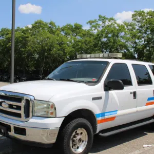 2005 Ford Excursion SUV