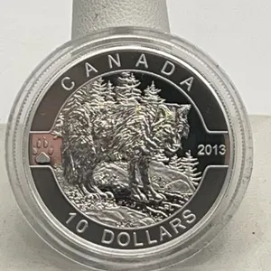 2013 Royal Canadian Mint $10 Wolf .999 Fine Silver Coin 1/2 Oz
