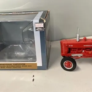 Die cast International W400 gas wide front