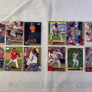 Baseball Cards-Double Sided Sleeve (2 sets) Mixed Lots