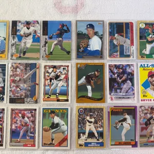 Baseball Cards-Mixed Lot in Sleeve (2 sets)