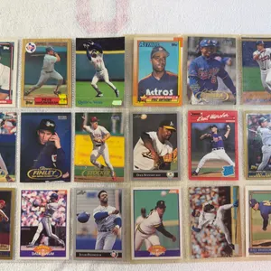 Baseball Cards-Mixed Lot in Sleeve (2 sets)