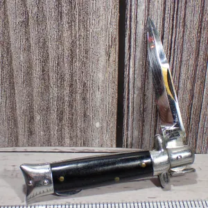 Vintage Valor 187 Stainless Steel Japan Stiletto Style Folding Lockback Knife