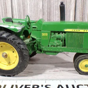 Vintage Ertl 1/16 John Deere 3010 Narrow Front Die-Cast Tractor Serial 0734