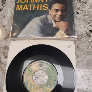 Johnny Mathis 'Looking At You' Columbia EP B-10281 With Fleetwood Mac 'Don't Stop' 45 RPM Single Lot