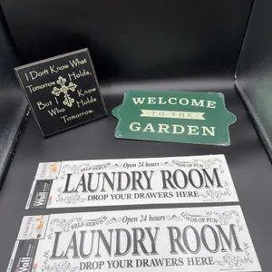 Box Lot Signs & Wall Stickers