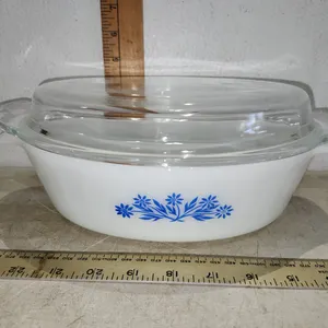 Vintage Anchor Hocking Fire King 1.5 Qt Blue Cornflower Covered Dish