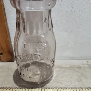 Vintage The Belle Vernon Mapes Half Pint Glass Milk Bottle