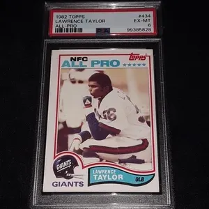 1982 Topps Lawrence Taylor PSA 6