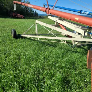 Farm King 10x70 Grain auger, Needs new end shaft bearing and cover