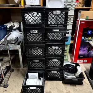 White China Pasta Bowls / Soup Plates with Crates