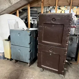 Cambro Rolling Insulated Food Transport Carts