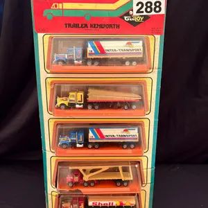 KENWORTH SEMI TRUCKS W/TRAILERS